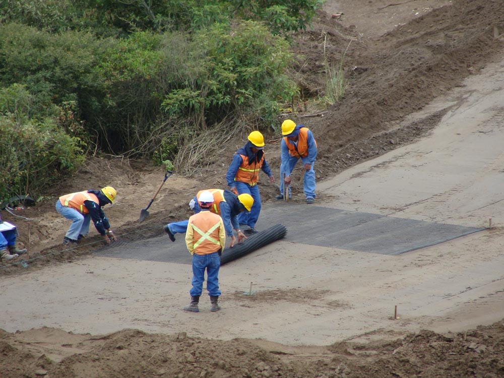 Santa Rosa Ravine - Slope Stabilization - Quito Ecuador